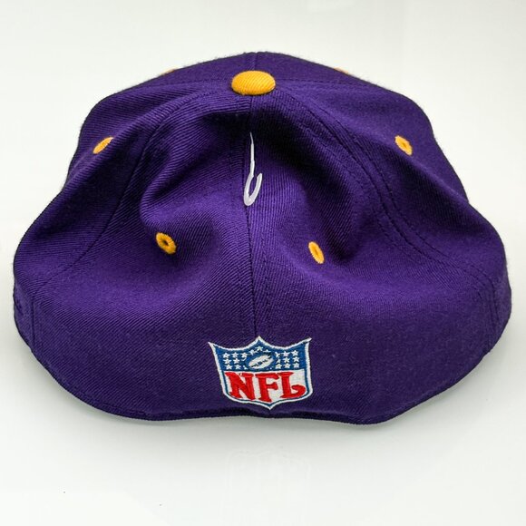 Mitchell & Ness Minnesota Vikings 2 Tone Fitted Hat Cap NFL 7 1/4 - Picture 5 of 9